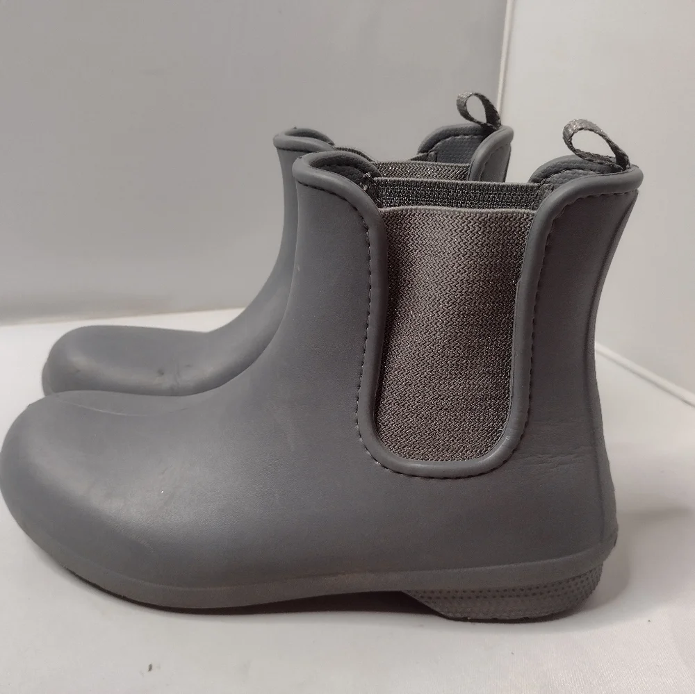 Crocs Womens Freesail Chelsea Waterproof Boot Shoes Size 8 Gray A6